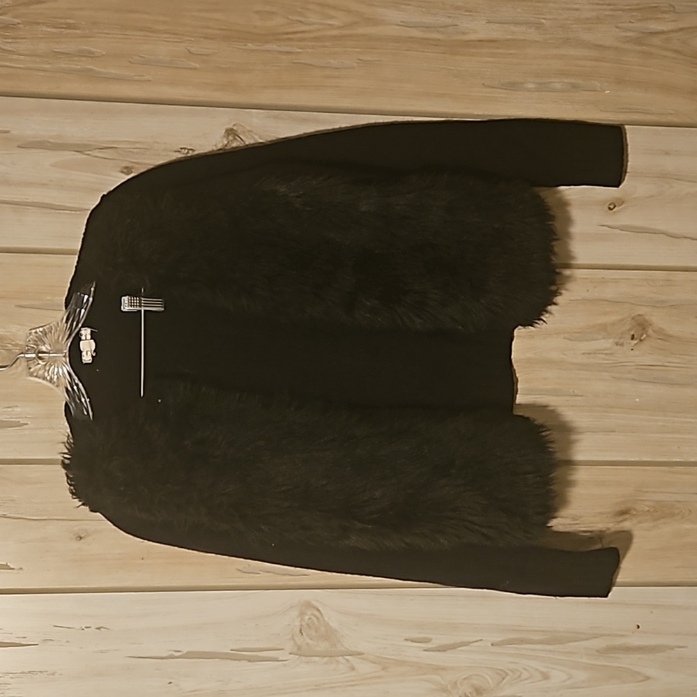 Cardigan with fur front